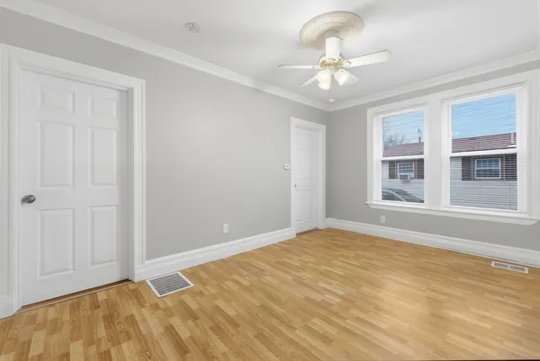 $3,000 | 20 Bennett Street, Unit 1L, Beverly, MA 01915