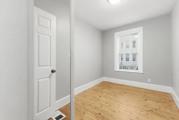 $3,000 | 20 Bennett Street, Unit 1L, Beverly, MA 01915