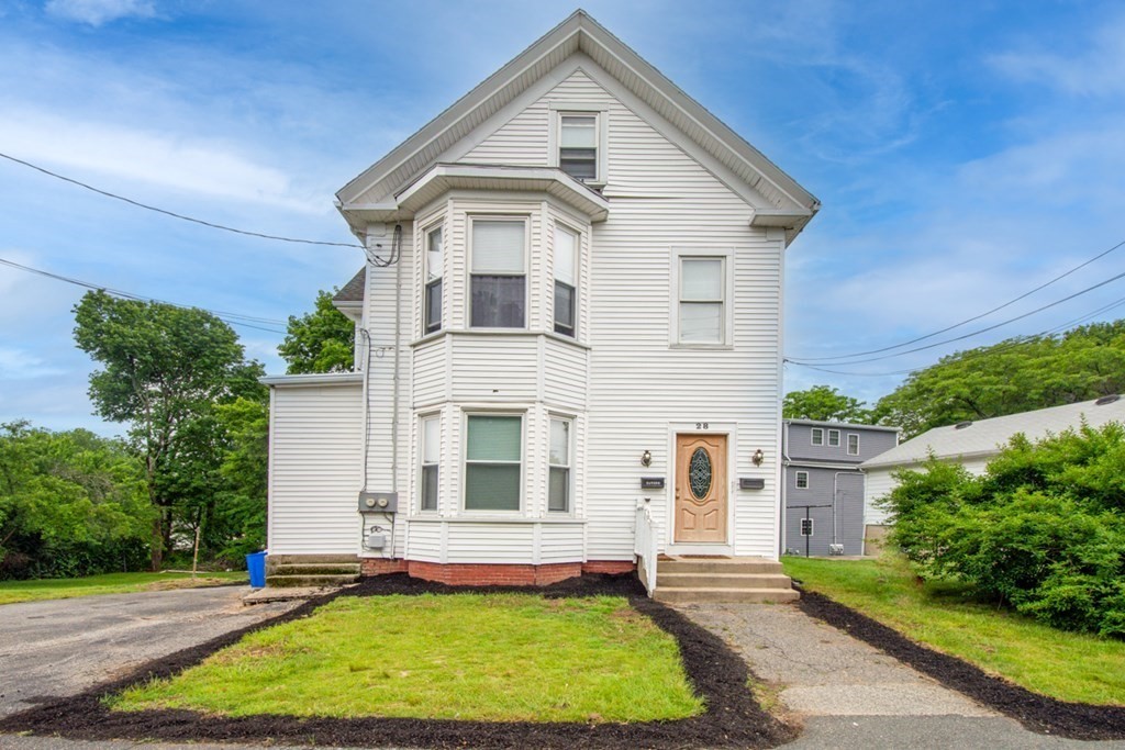 28 Washington Street Stoneham, MA 02180 - Photo 1 of 21