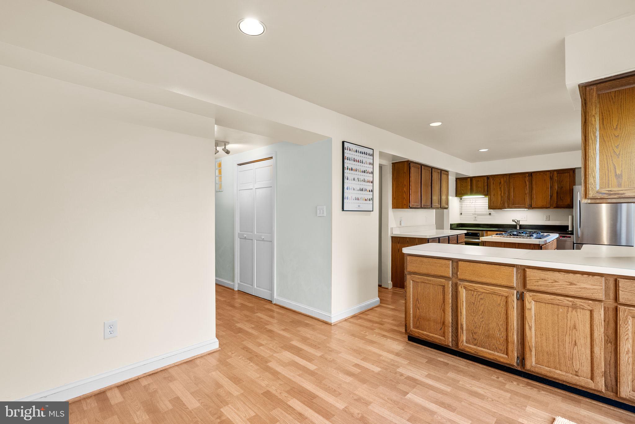 12633 English Orchard Court Silver Spring, MD 20906 - Photo 11 of 37 Family Room Dining
