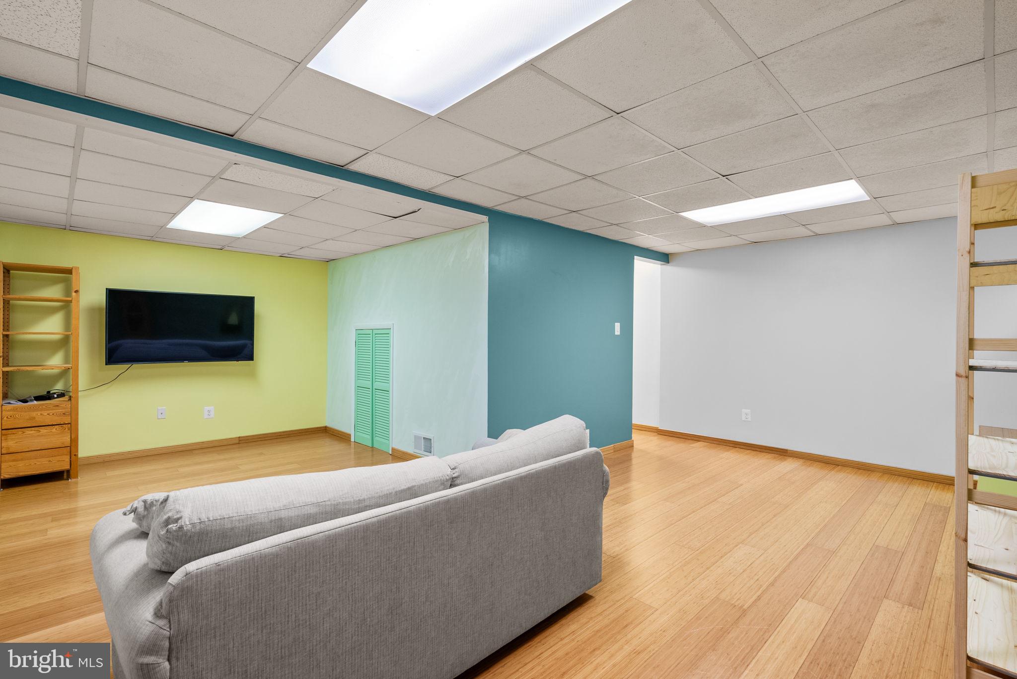 12633 English Orchard Court Silver Spring, MD 20906 - Photo 24 of 37 Family Room