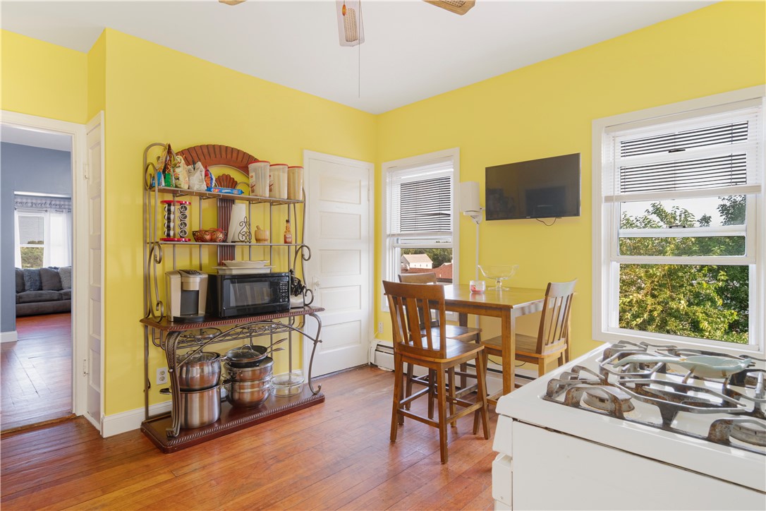 32 Hazel Street Pawtucket, RI 02860 - Photo 14 of 37 THIRD FLOOR