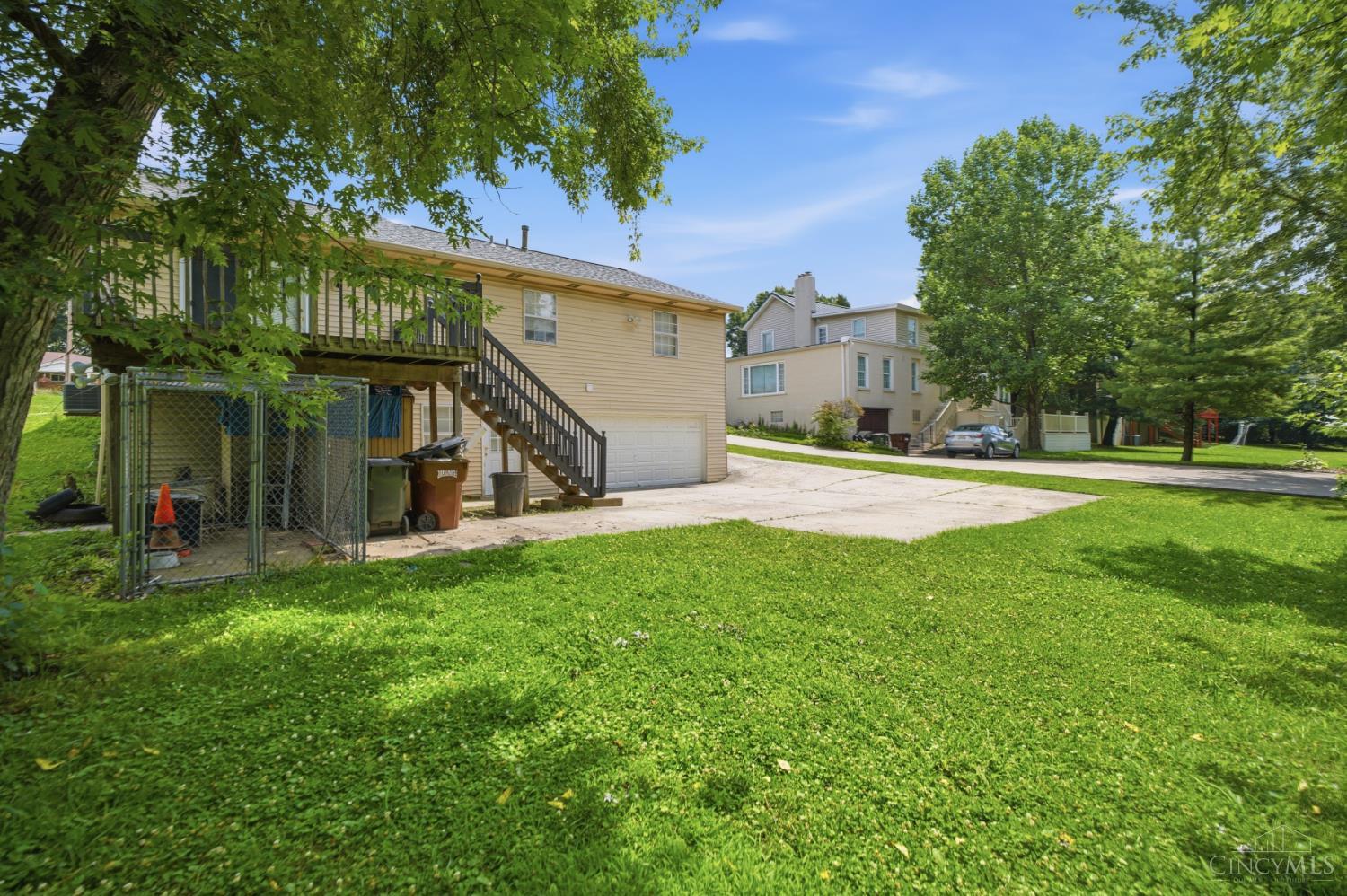 3435 Blue Rock Road Cincinnati, OH 45247 - Photo 11 of 49