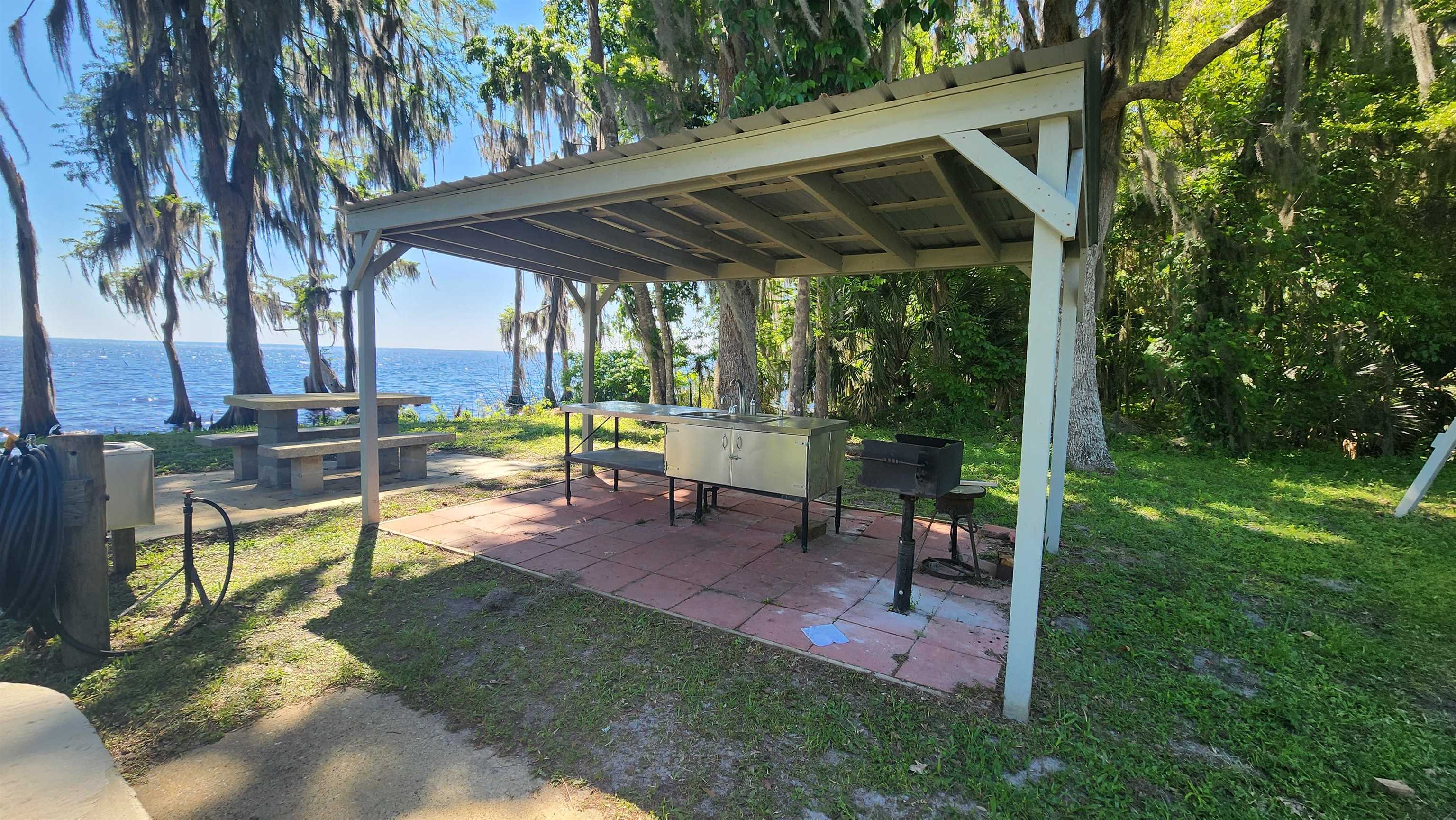 166 Georgetown Denver Road Georgetown, FL 32139 - Photo 8 of 11 Gallery Image 8