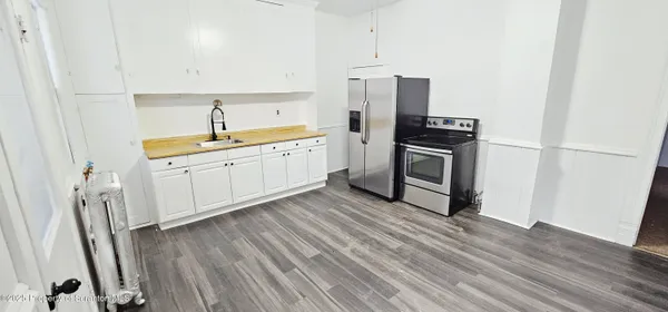 $1,675 | 128 South Rebecca Avenue, Scranton, PA 18504
