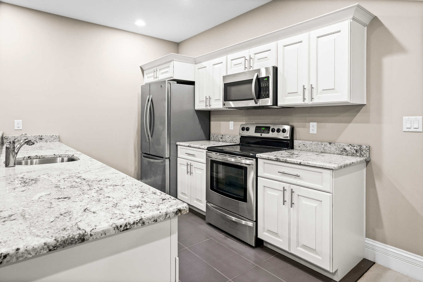 701 Broadway Normal, IL 61761 - Photo 41 of 74 Gallery Image 41