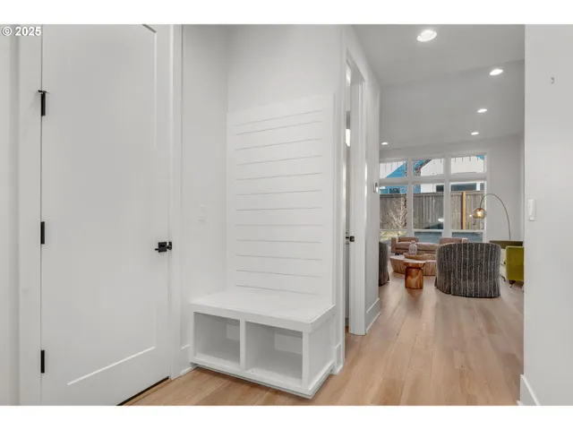 $975,000 | 27776 Southwest Larkspur Terrace, Wilsonville, OR 97070