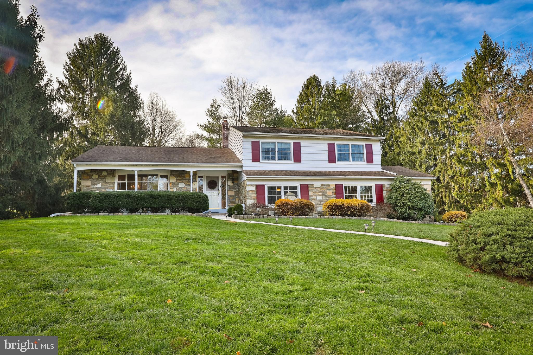 456 Sugarmill Road Huntingdon Valley, PA 19006 - Photo 1 of 39 Main Exterior