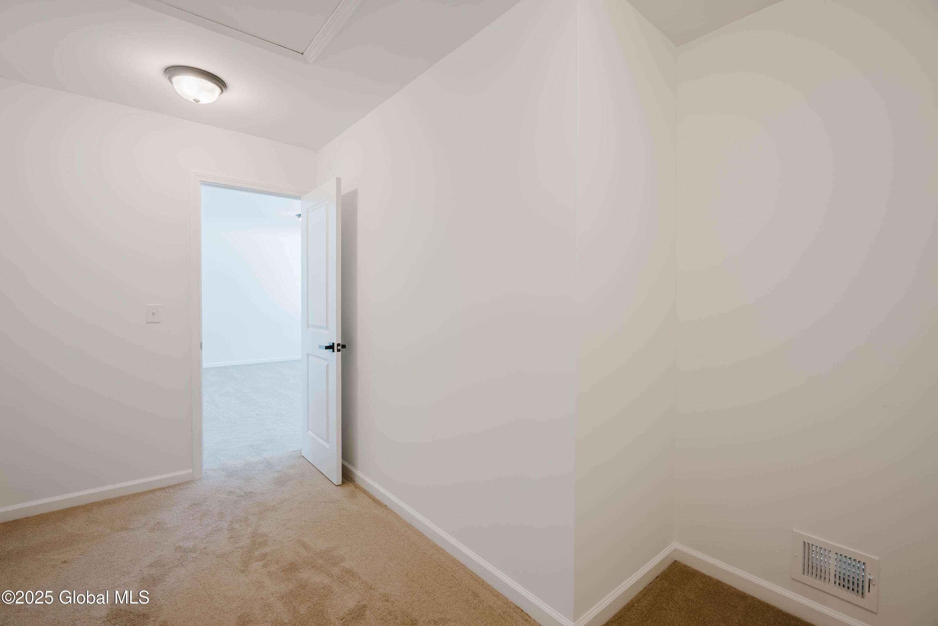 23 Plant Road Halfmoon, NY 12065 - Photo 32 of 65 32