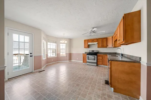 $365,000 | 1227 Highland Hills Drive, La Vergne, TN 37086