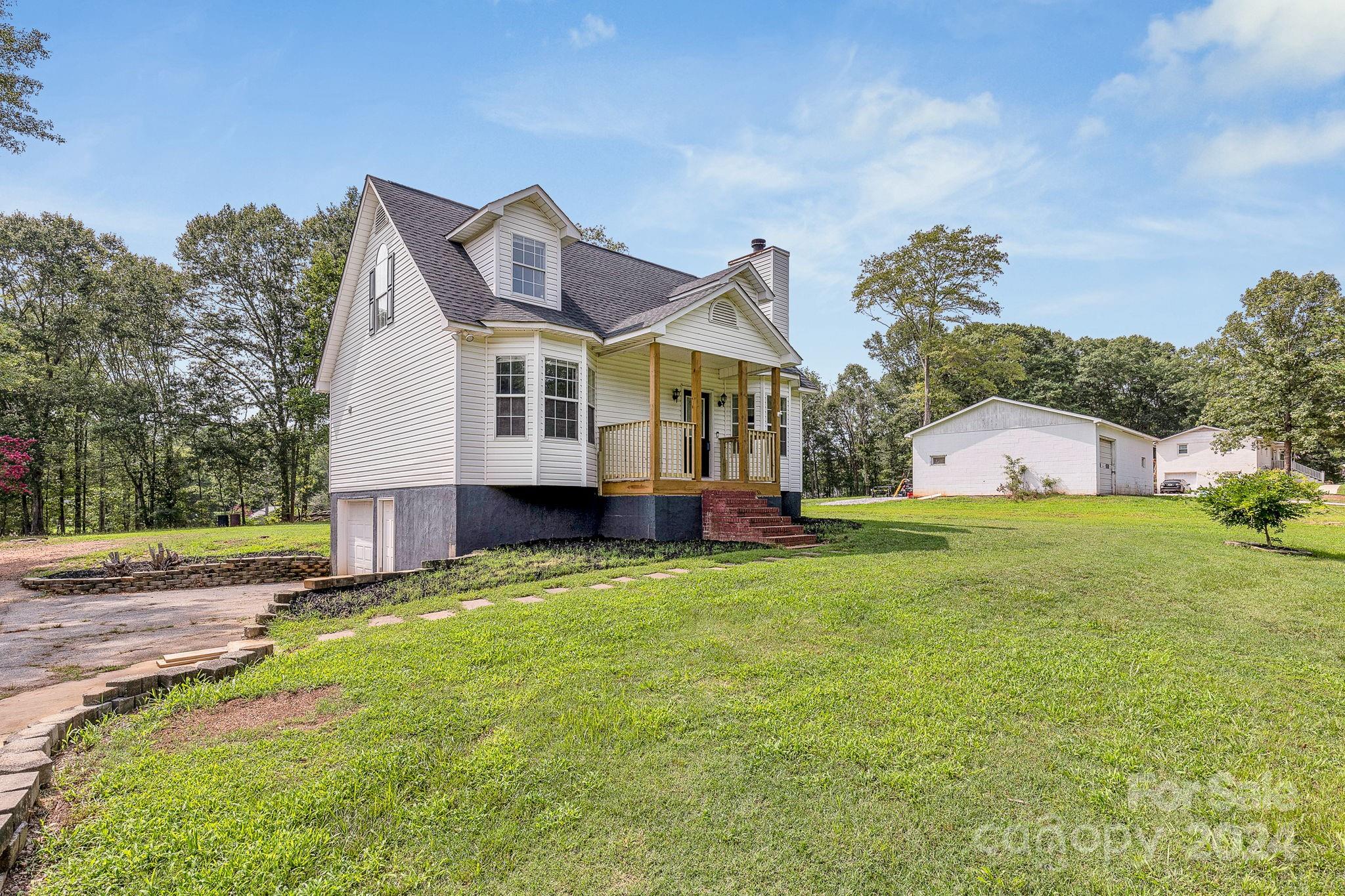 251 Abernathy Road, Unit 6 Inman, SC 29349 - Photo 2 of 33