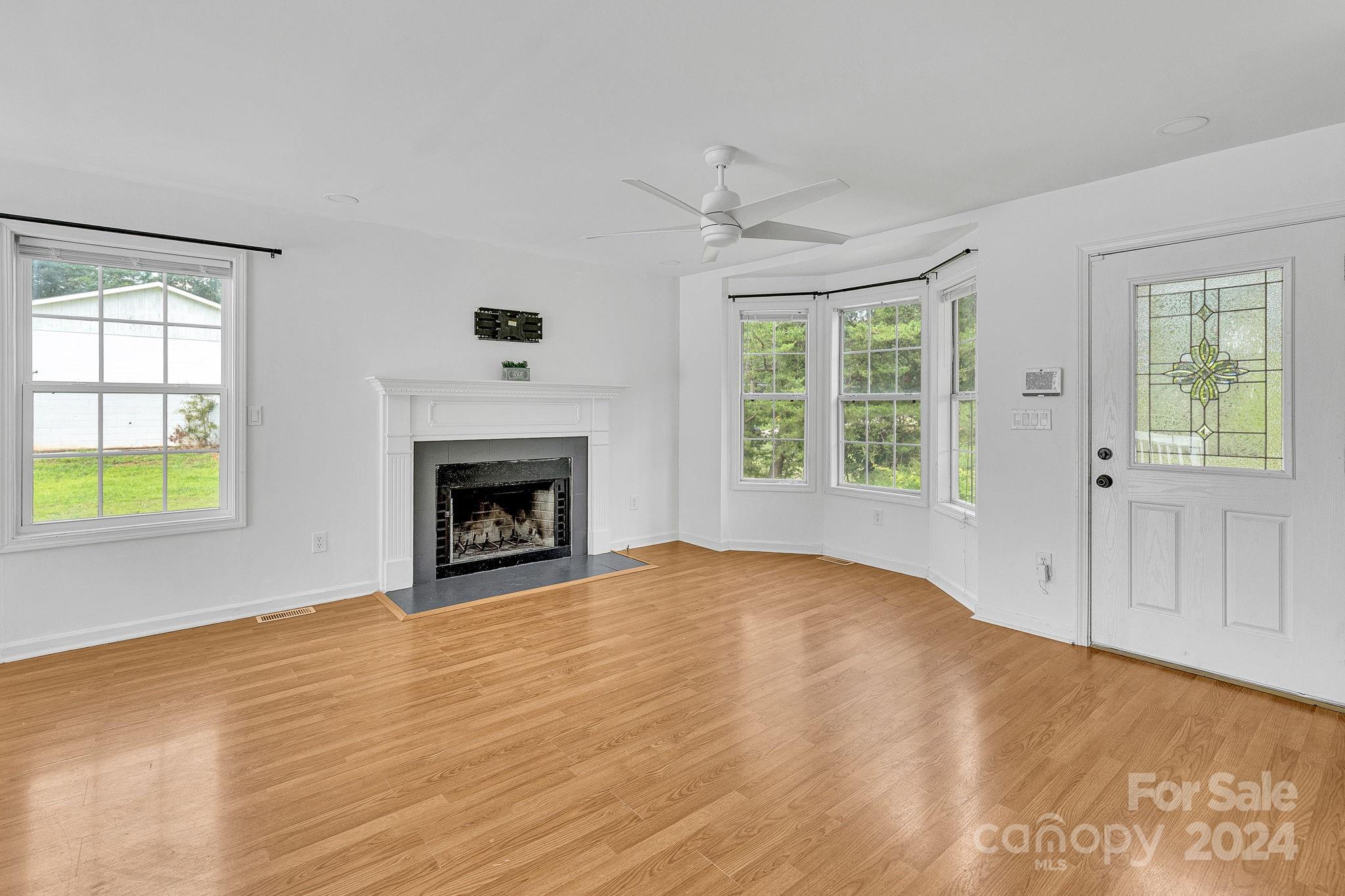 251 Abernathy Road, Unit 6 Inman, SC 29349 - Photo 7 of 33