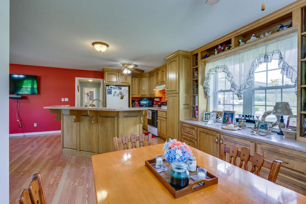 36 Valley Road Lawrenceburg, TN 38464 - Photo 10 of 30 Gallery Image 10