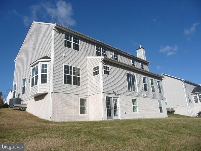 10104 Mike Road Fort Washington, MD 20744 - Photo 2 of 17 rear view