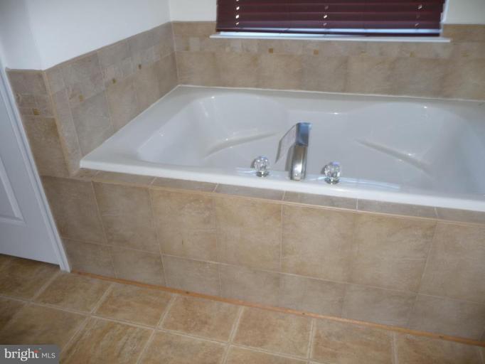 10104 Mike Road Fort Washington, MD 20744 - Photo 9 of 17 Master Bath