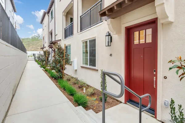 $886,520 | 12821 Encantadora, San Diego, CA 92129