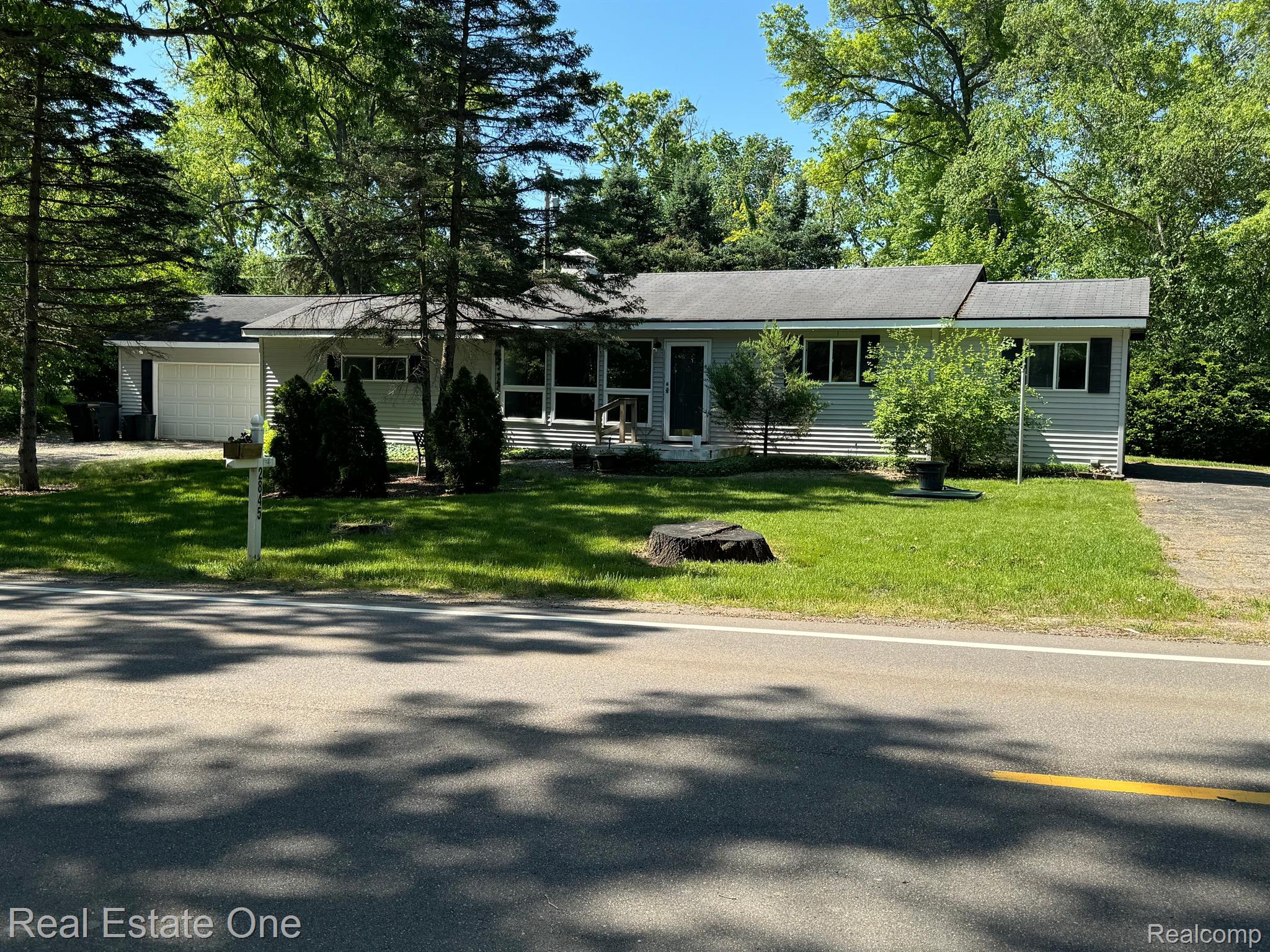2845 West Commerce Road Milford, MI 48380 - Photo 1 of 22 Gallery Image 1