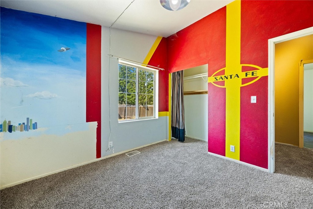 6998 Kingsbury Road Templeton, CA 93465 - Photo 45 of 57 Previous kids room