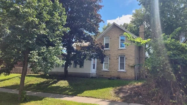 $204,900 | 621 8th Avenue North, St. Cloud, MN 56303