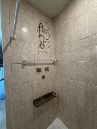 $3,980 | 8352 Dundee Terrace, Miami Lakes, FL 33016