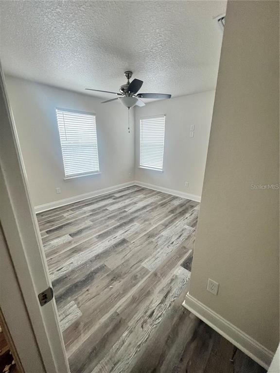 408 South Main Avenue Groveland, FL 34736 - Photo 12 of 15 a view of room