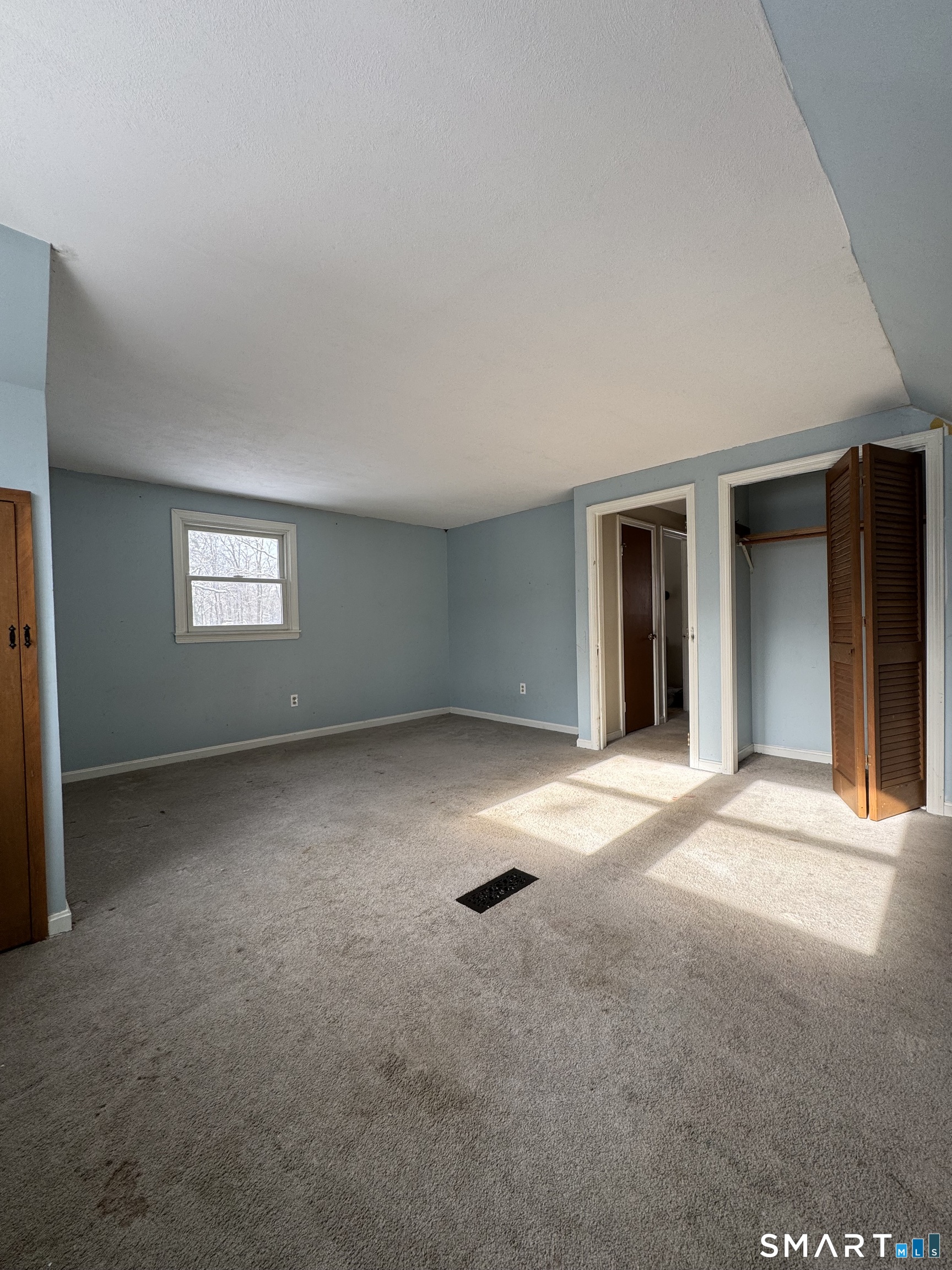 33 North Canton Road Barkhamsted, CT 06063 - Photo 14 of 31