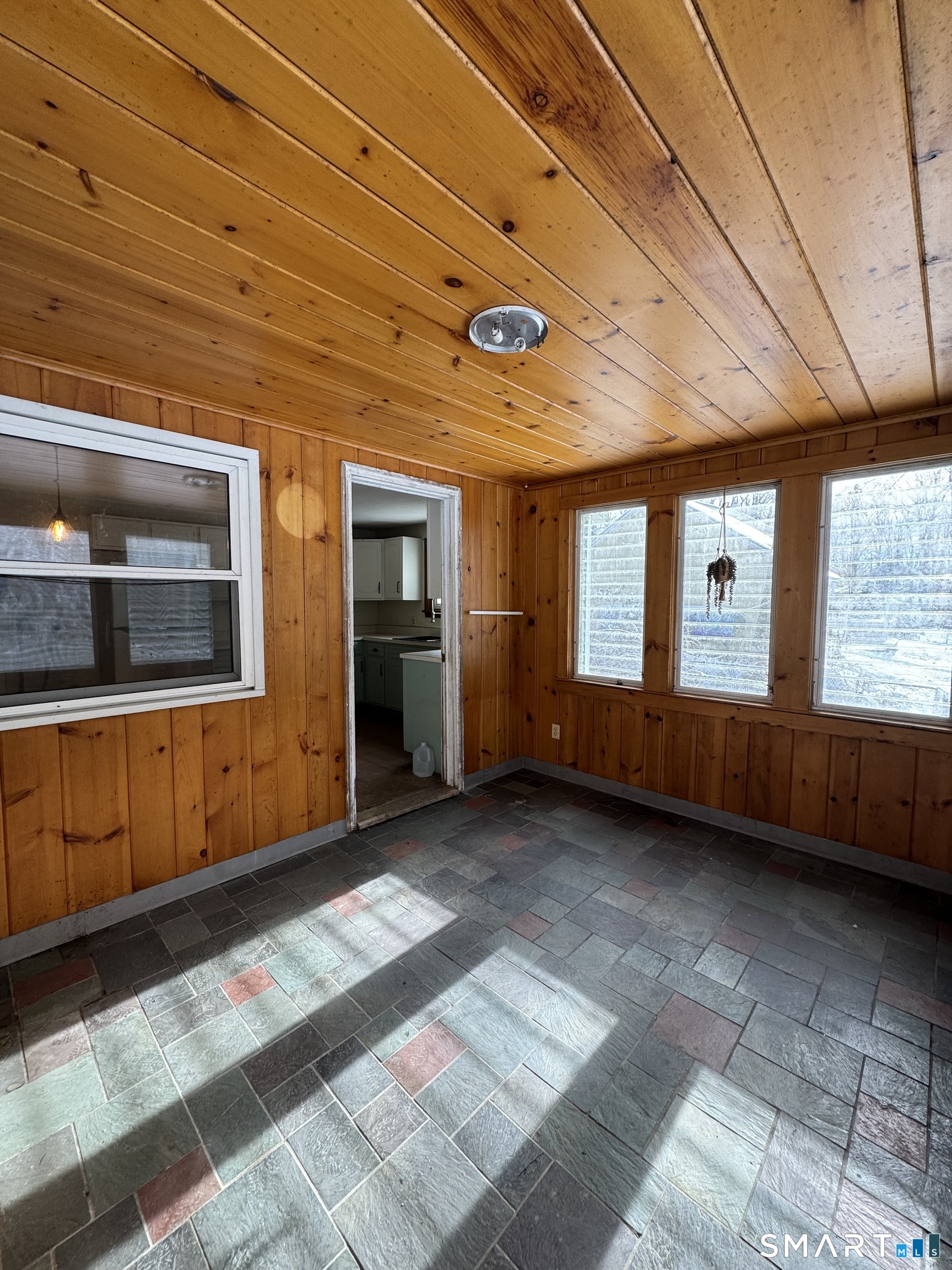 33 North Canton Road Barkhamsted, CT 06063 - Photo 20 of 31
