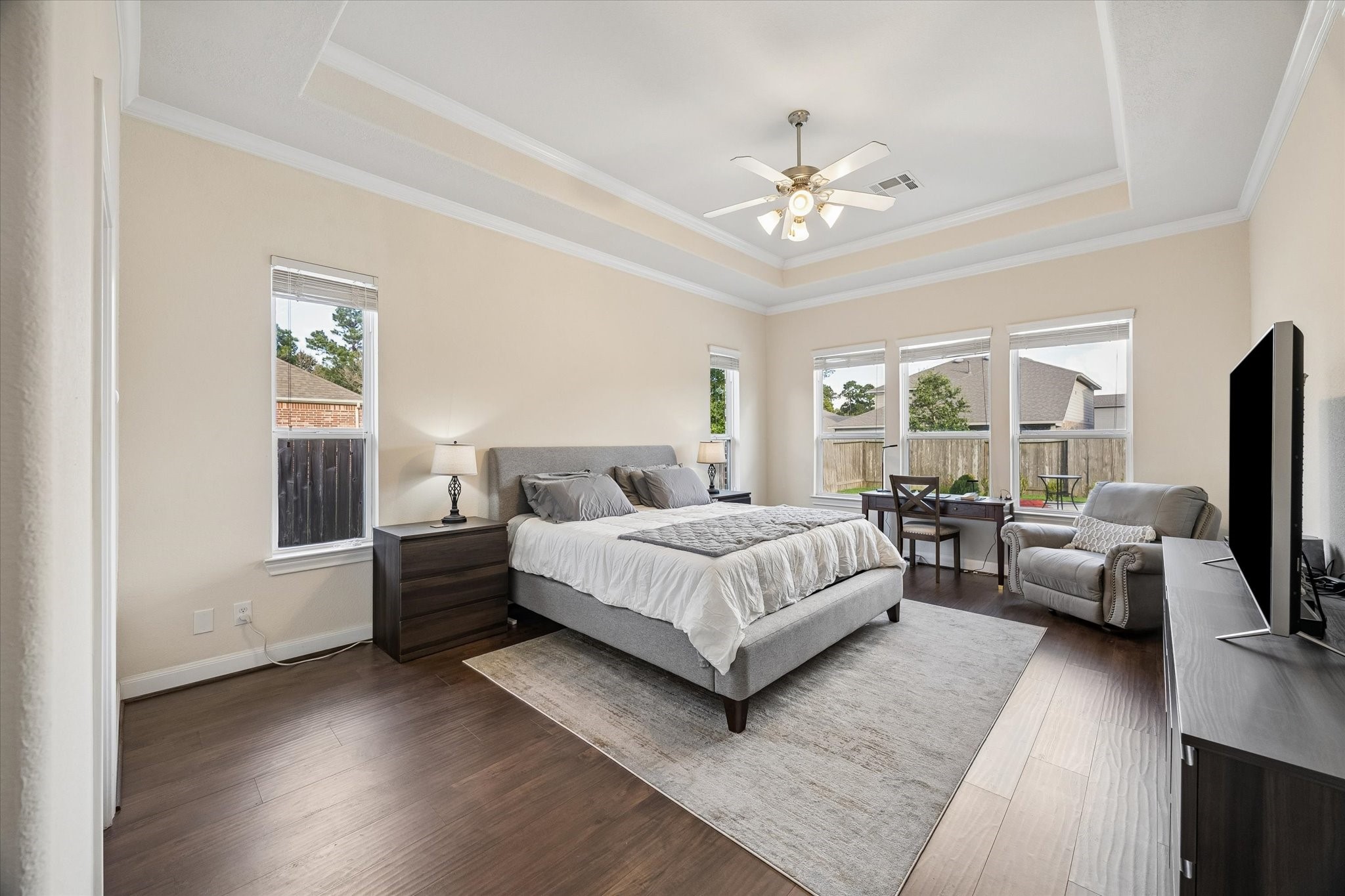 3306 Explorer Way Conroe, TX 77301 - Photo 20 of 35 Primary bedroom