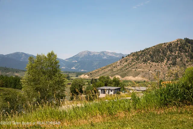 $949,000 | 1090 Bluffs Drive, Jackson, WY 83001