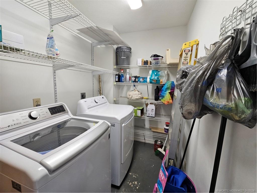 805 Southeast Central Parkway, Unit 16 Stuart, FL 34994 - Photo 9 of 13