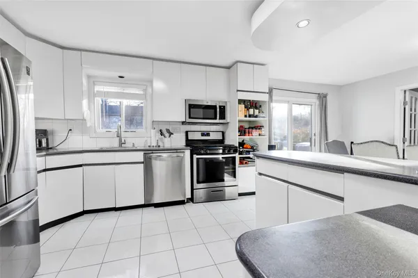 $999,000 | 138 East Eckerson Road, Spring Valley, NY 10977