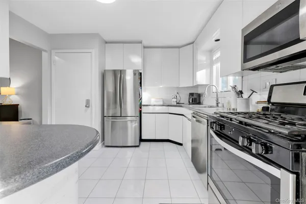 $999,000 | 138 East Eckerson Road, Spring Valley, NY 10977