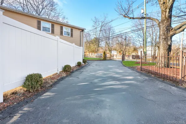 $999,000 | 138 East Eckerson Road, Spring Valley, NY 10977