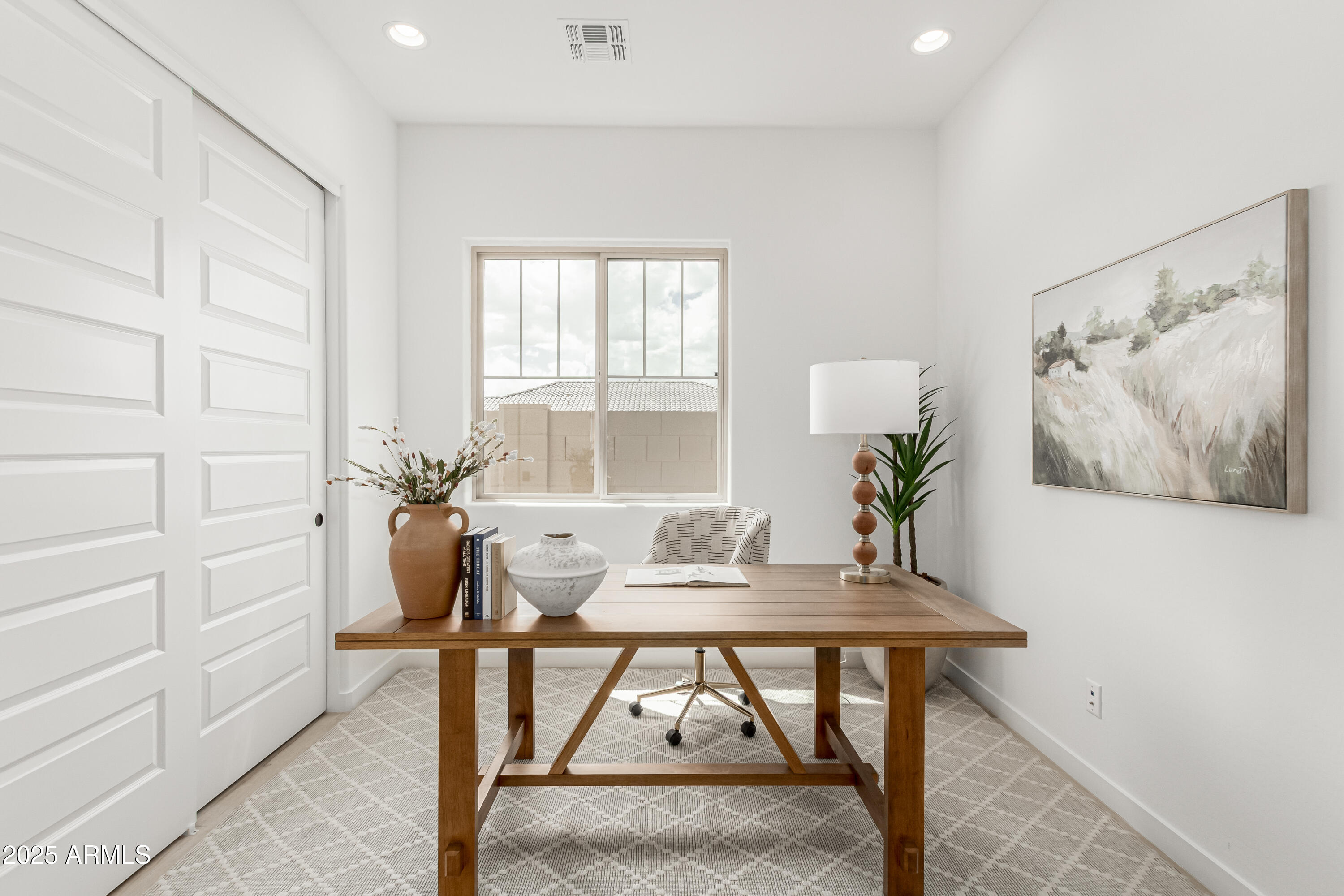 3638 East Roland Street Mesa, AZ 85213 - Photo 14 of 37 27 Den or bedroom 4 with closet