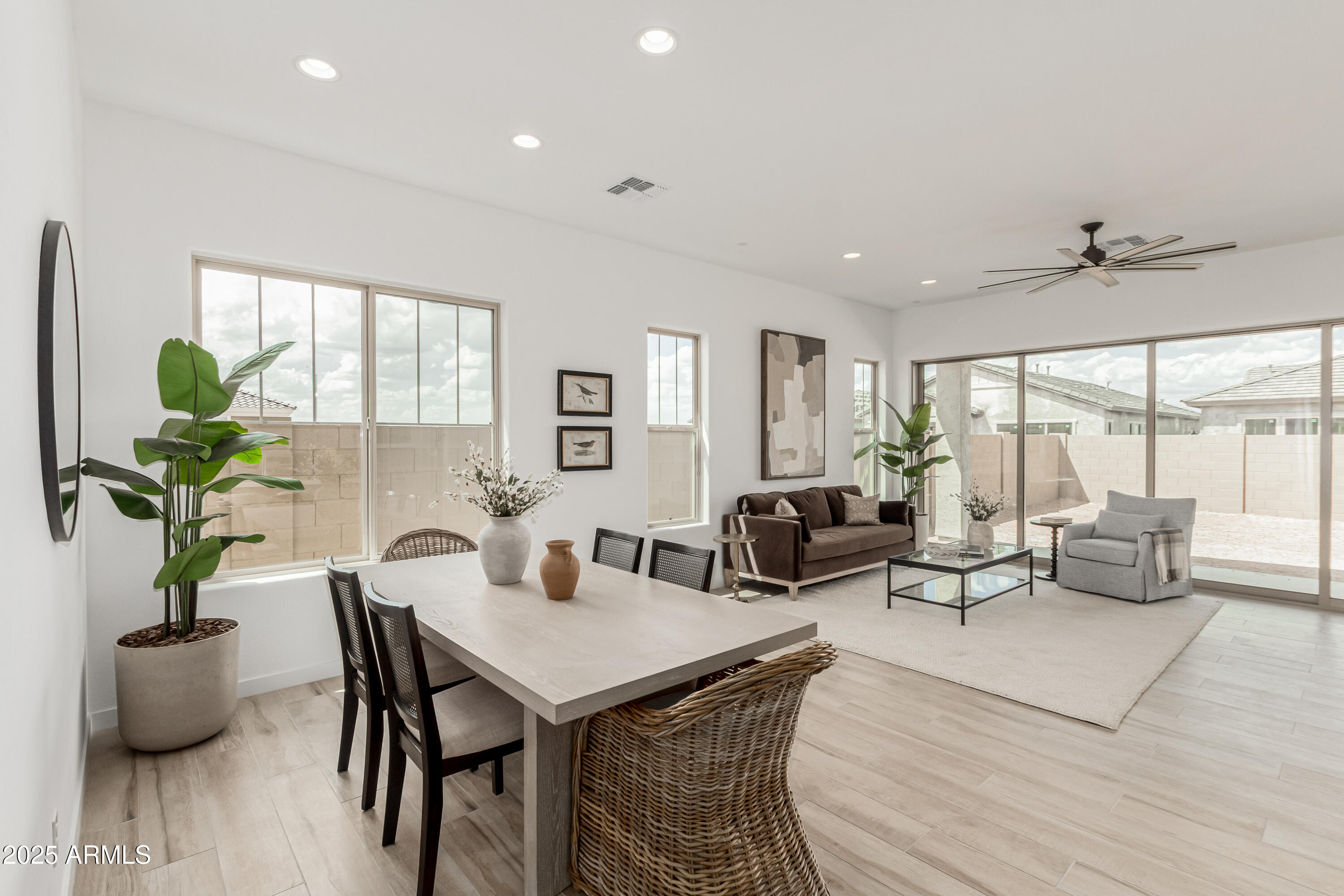 3638 East Roland Street Mesa, AZ 85213 - Photo 16 of 37 27 Dining and Great Room