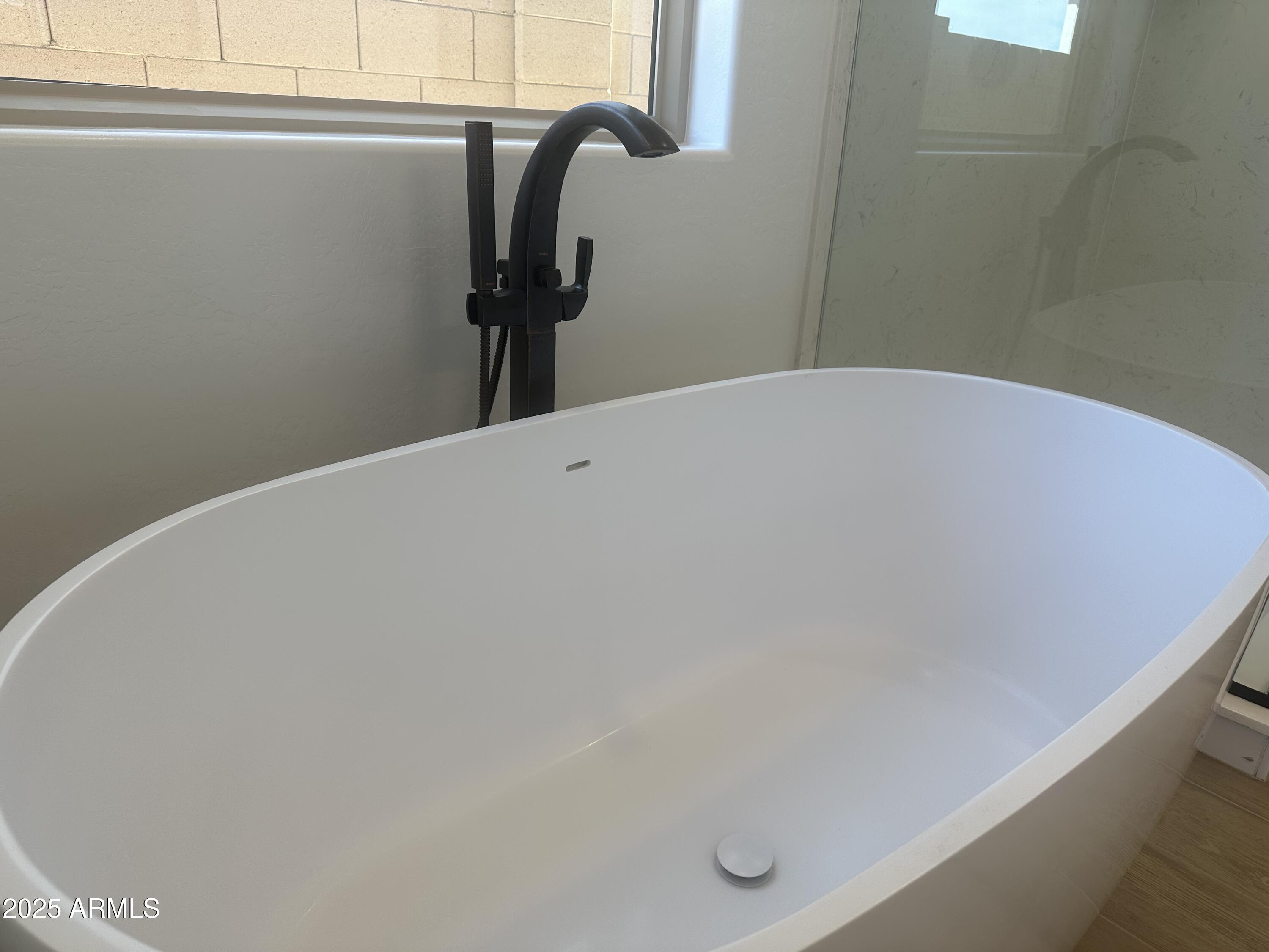 3638 East Roland Street Mesa, AZ 85213 - Photo 34 of 37 Lot 27 Freestanding tub and filler