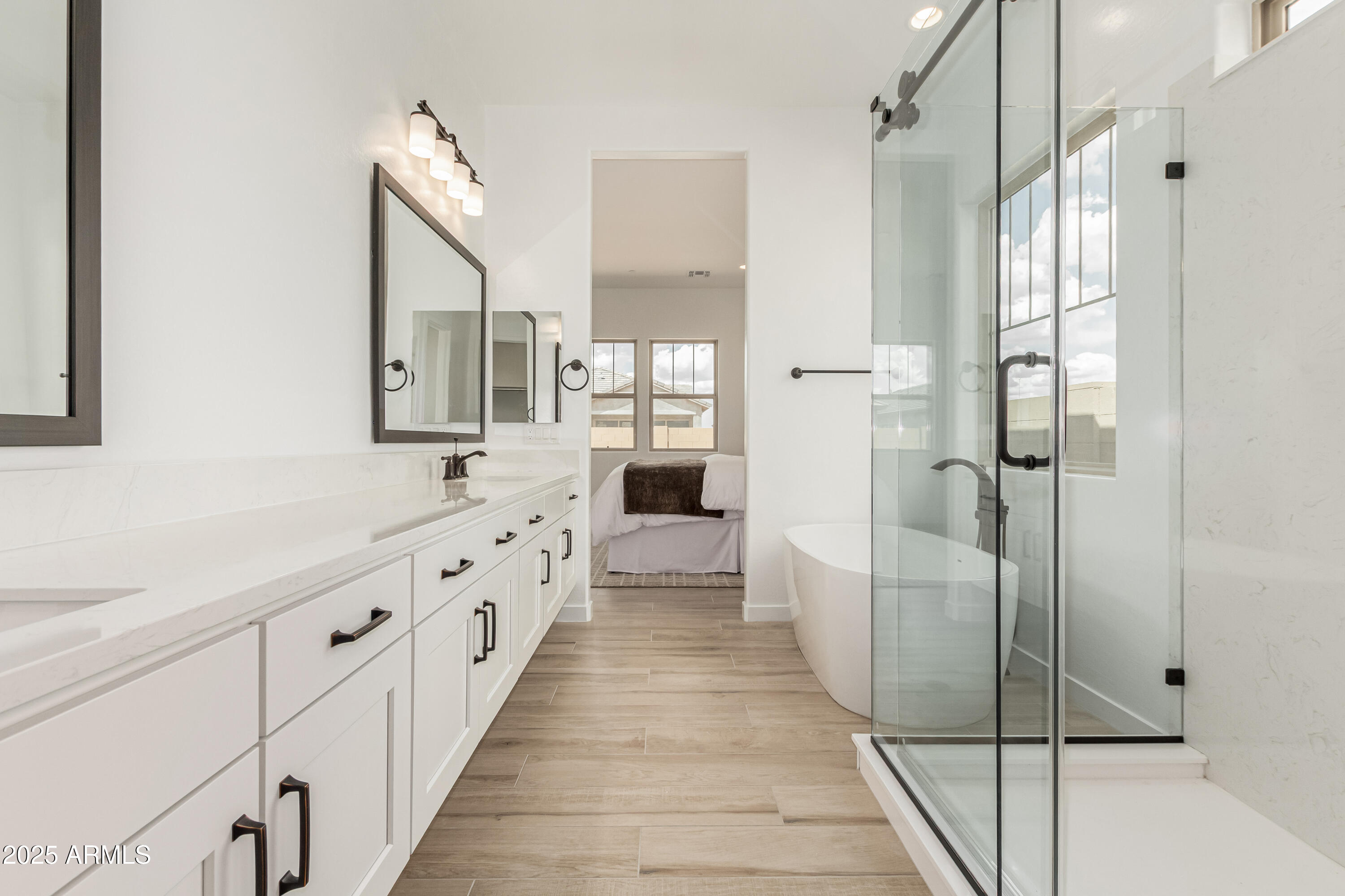 3638 East Roland Street Mesa, AZ 85213 - Photo 37 of 37 27 Primary Bath reverse view