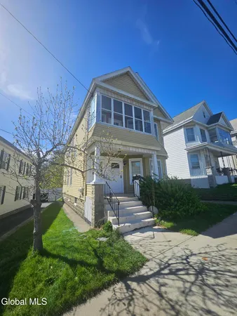 $265,000 | 8 Lomasney Avenue, Schenectady, NY 12308