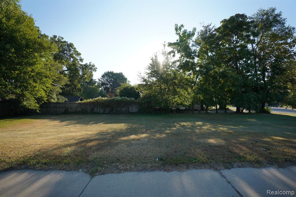 3224 Rochester Street Detroit, MI 48206 - Photo 1 of 6 Gallery Image 1
