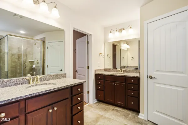 $915,000 | 133 Oakmere Drive, Cary, NC 27513