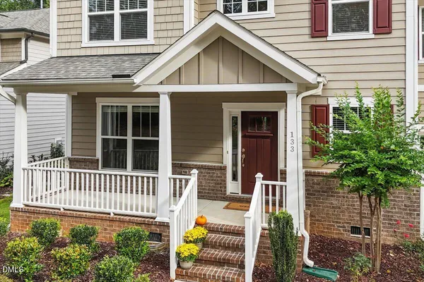 $915,000 | 133 Oakmere Drive, Cary, NC 27513