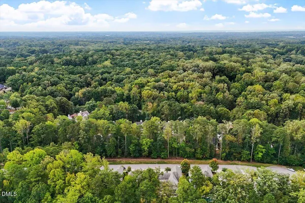 $915,000 | 133 Oakmere Drive, Cary, NC 27513