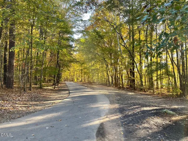 $915,000 | 133 Oakmere Drive, Cary, NC 27513