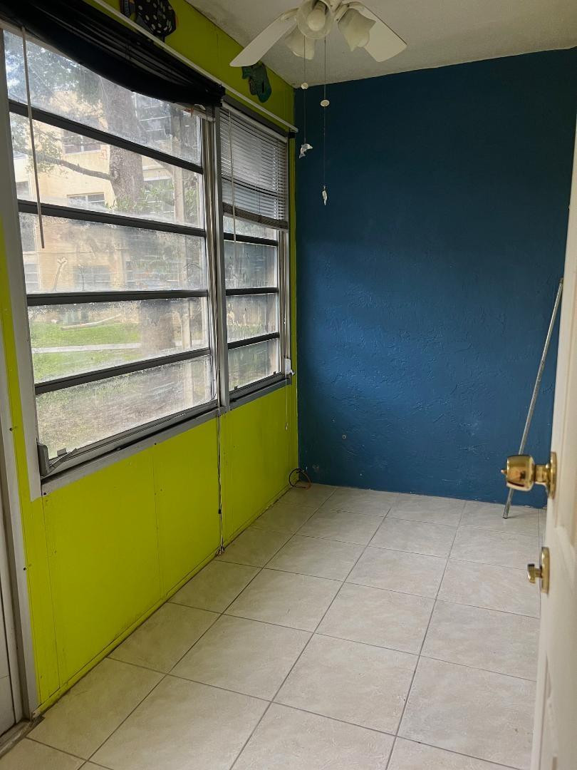 100 Berkley Road, Unit 104 Hollywood, FL 33024 - Photo 16 of 17 FLA ROOM
