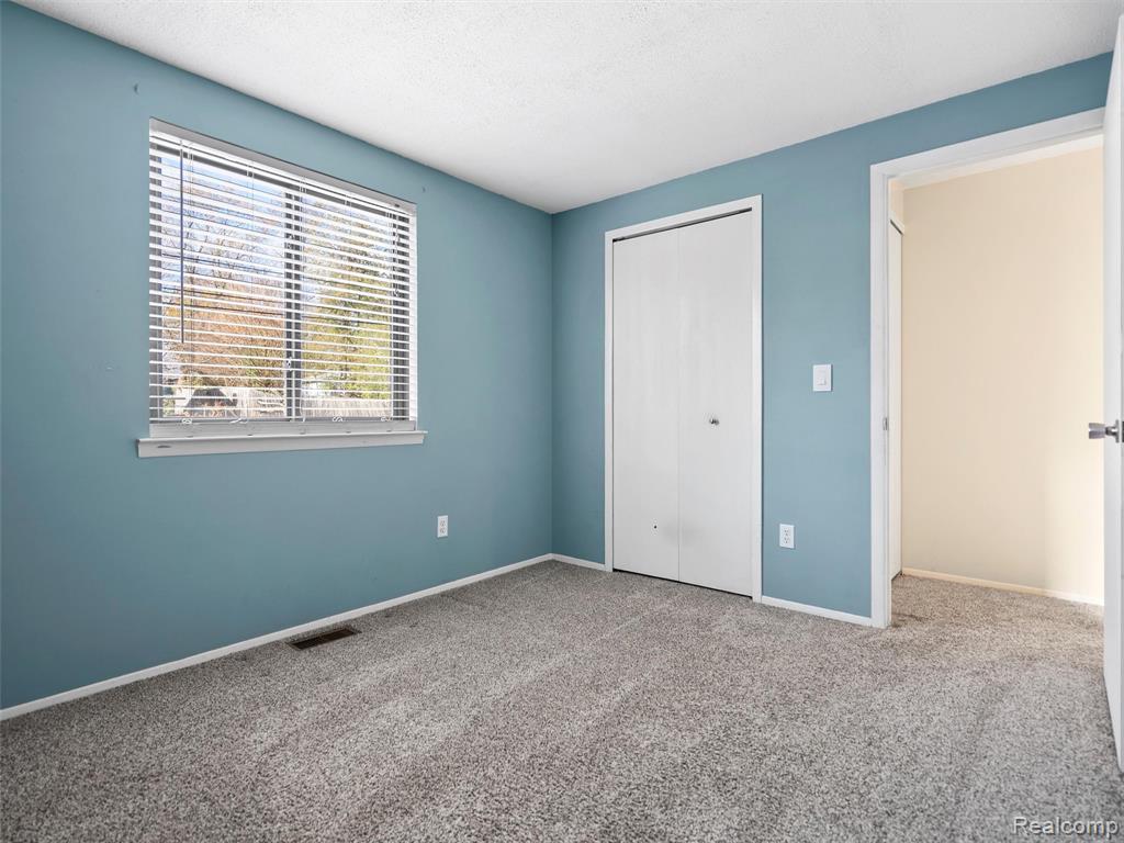 3940 Cone Avenue Rochester Hills, MI 48309 - Photo 17 of 30