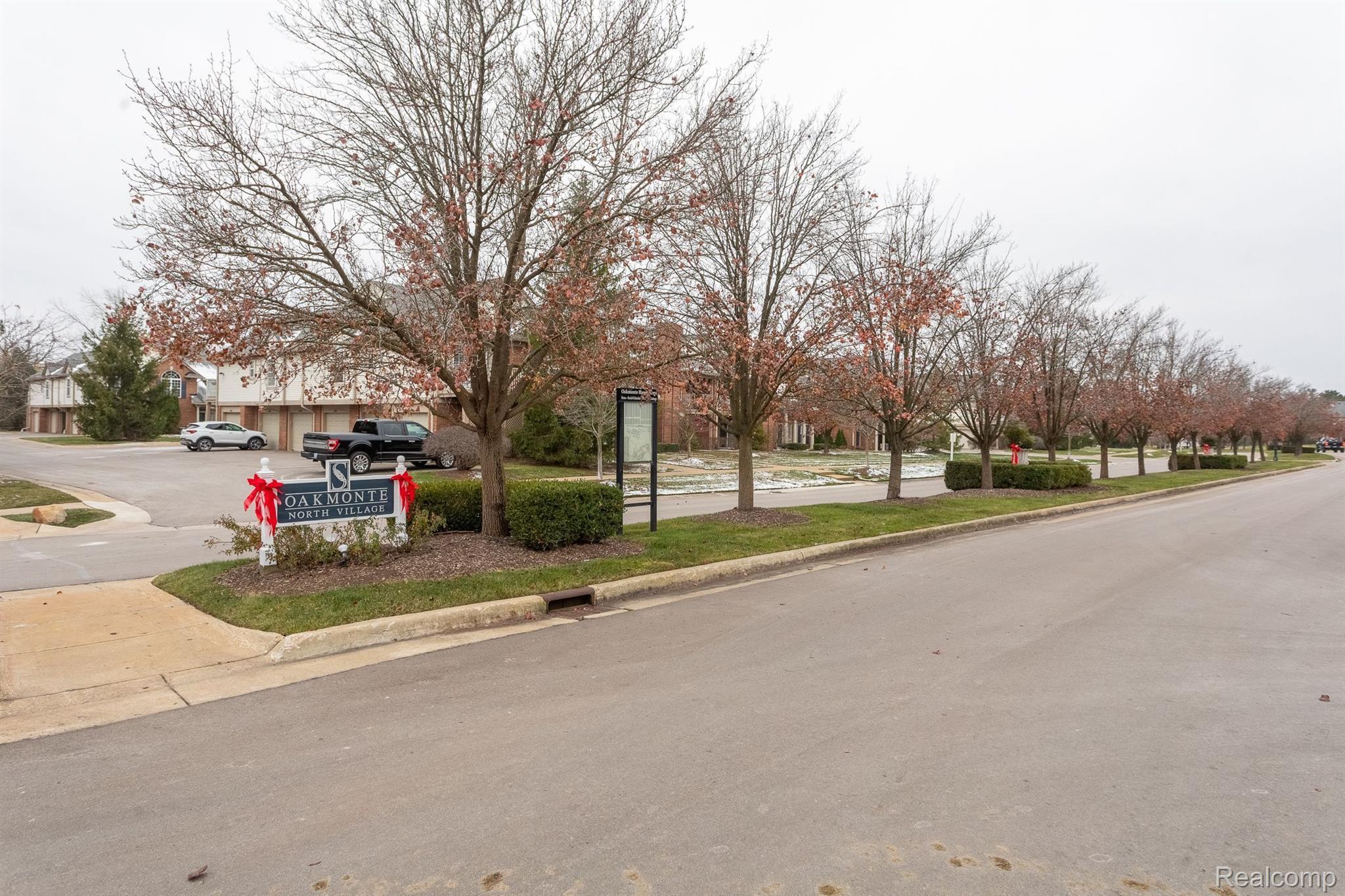 3563 Oakmonte Boulevard Rochester, MI 48306 - Photo 34 of 41 Gallery Image 34