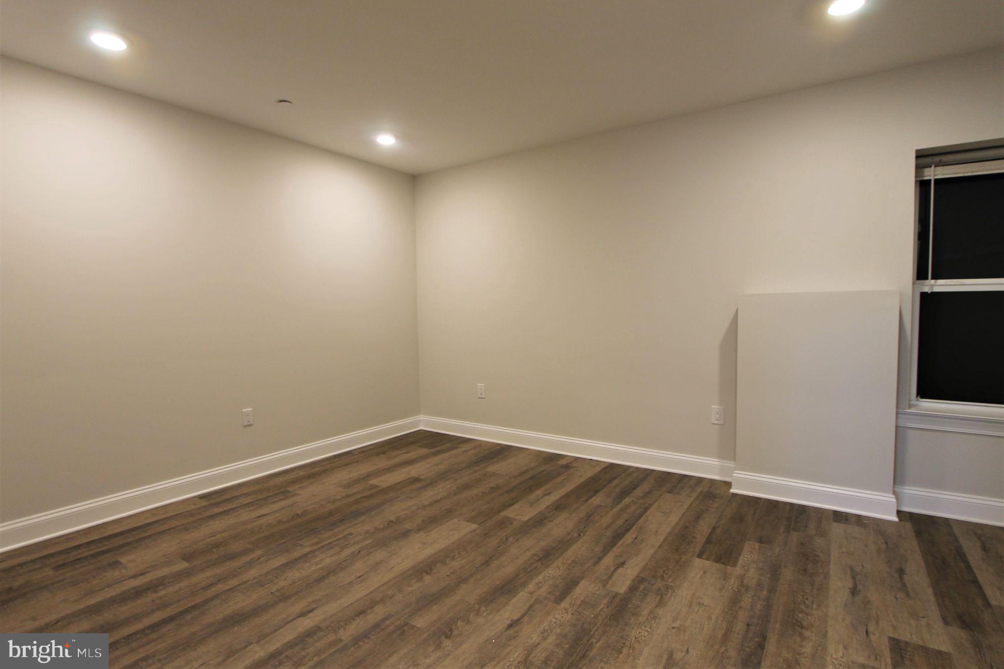 492 Roxborough Avenue, Unit 102 Philadelphia, PA 19128 - Photo 9 of 14