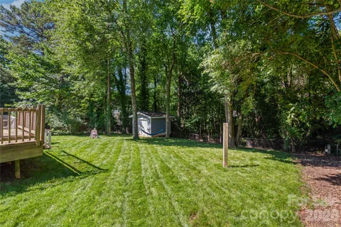 $525,000 | 425 Regency Drive, Charlotte, NC 28211