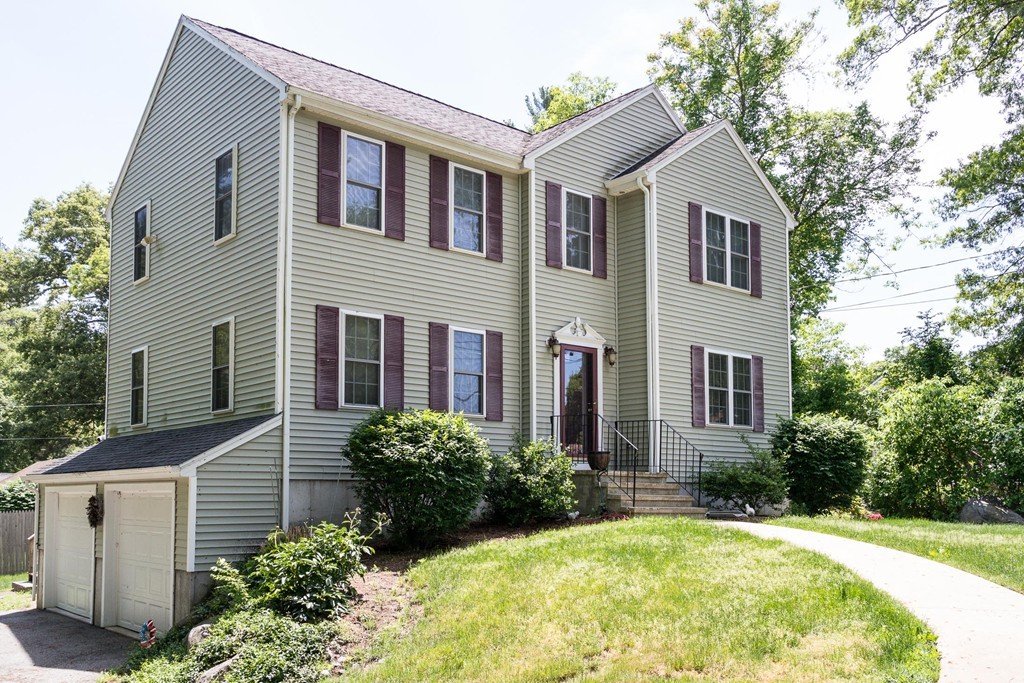 21 Buttonwood Road Norton, MA 02766 - Photo 2 of 17 Gallery Image 2