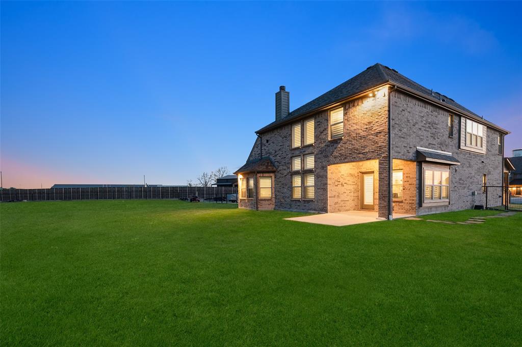 112 Walnut Drive Van Alstyne, TX 75495 - Photo 28 of 35